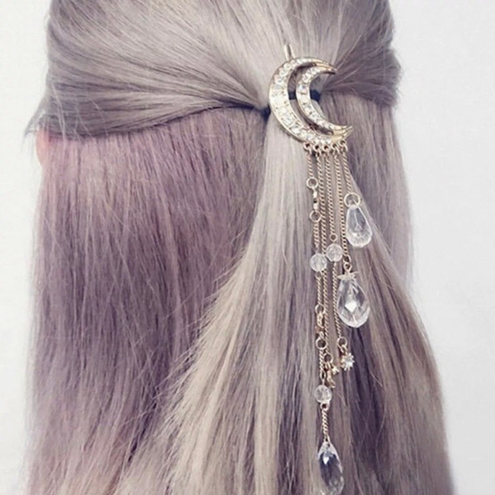 SOLD ON M / Rose Gold Crescent Moon Crystal Clip